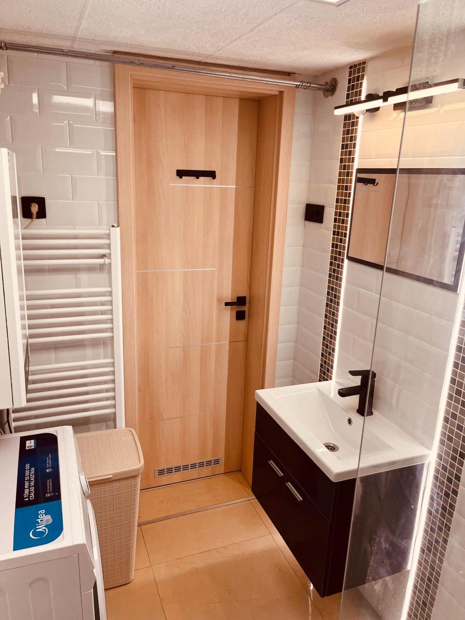 Ernesto 17 With Free Parking Possibility Apartment Будапеща Екстериор снимка